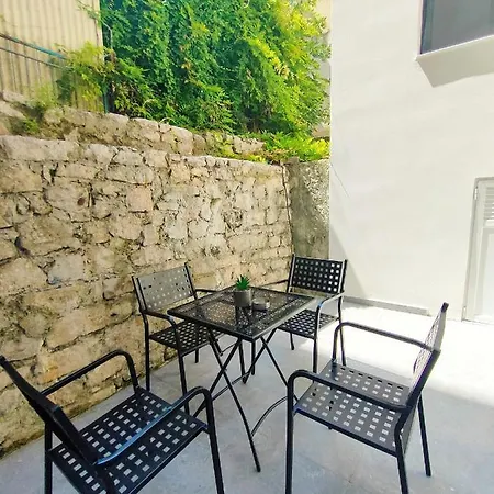 Daire Avramiou Lofts *