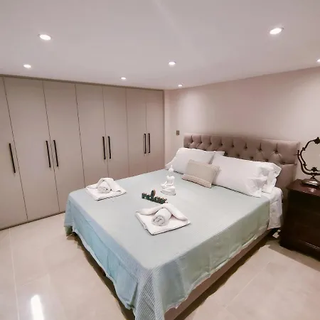 Avramiou Lofts Daire *